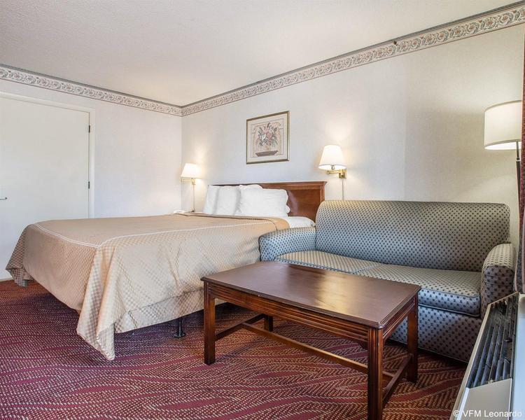 Quality Inn Томсън Екстериор снимка